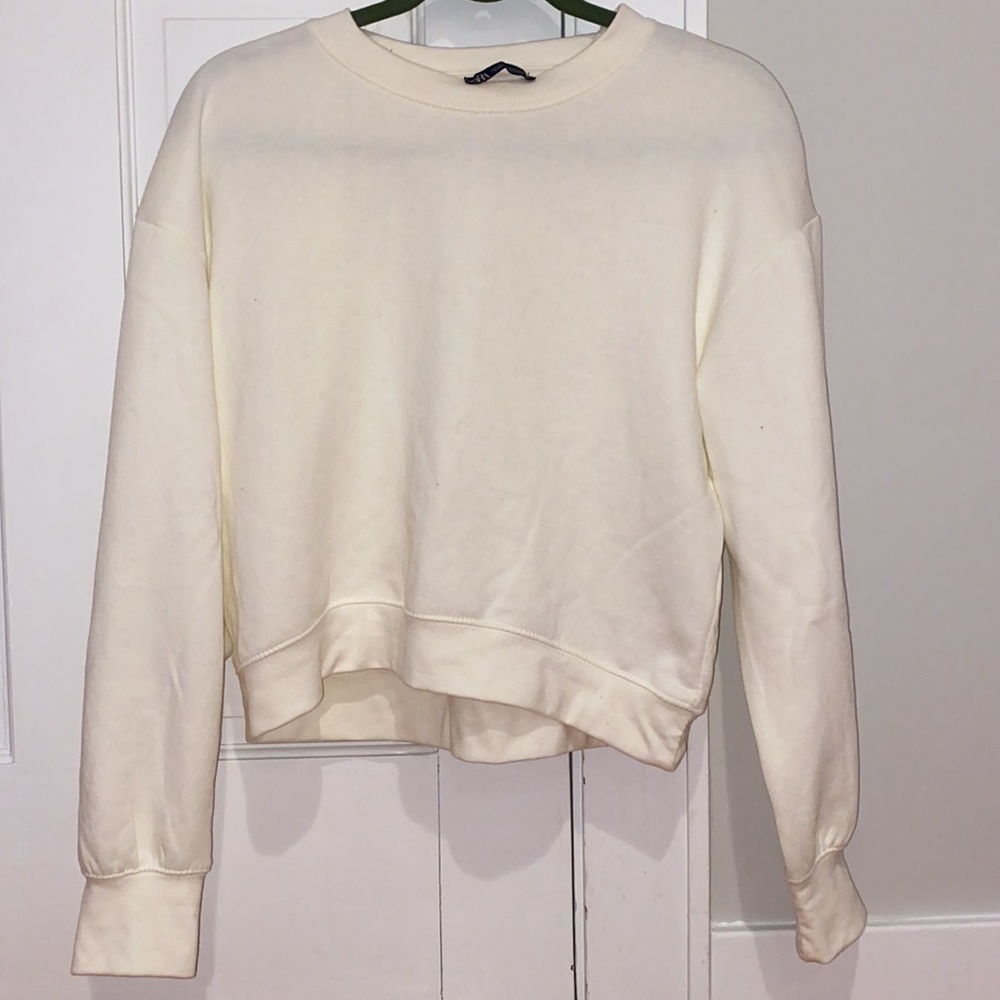 Unworn Zara crewneck